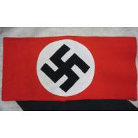 Germany: Early armband with tag