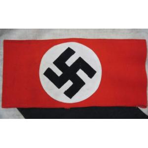 Germany: Early armband with tag