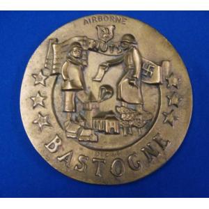 US: Bastogne bronze plaque