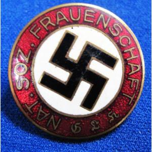 Germany: Late Frauenschaft badge