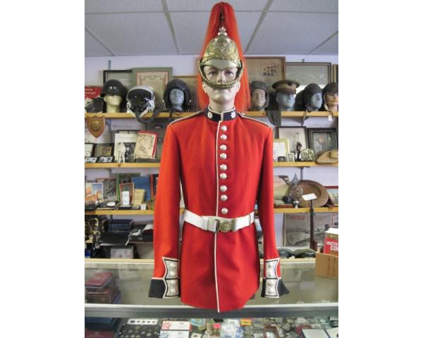 Great Britian Guards Helmet and Tunic - Uniforms - - Beautiful Heavy ...