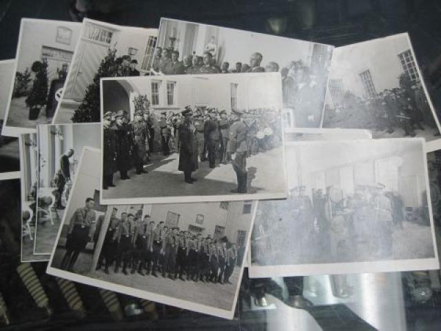 Germany: Serives of event photos.  Lots of daggers!