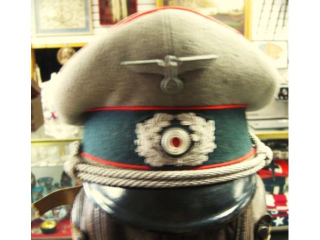Germany: Artillery Officer's visor hat
