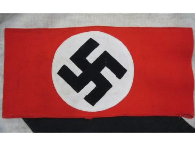 Germany: Early armband with tag