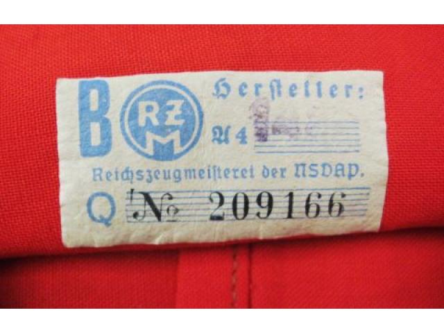 Germany: Early armband with tag