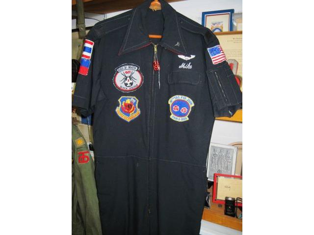 US: Vietnam Air Force Party Suit.