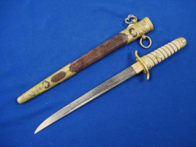 Japan: Early model 1883 Naval dagger