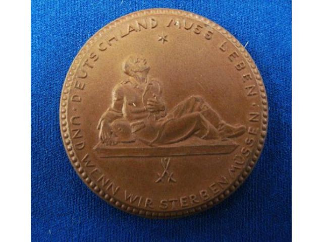Germany: Arnstadt War Memorial  porcelain medal