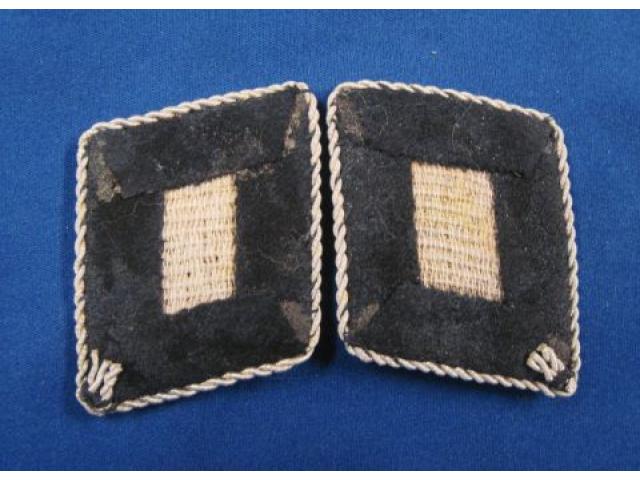 Germany: SS Standartenfuhrer collar tabs